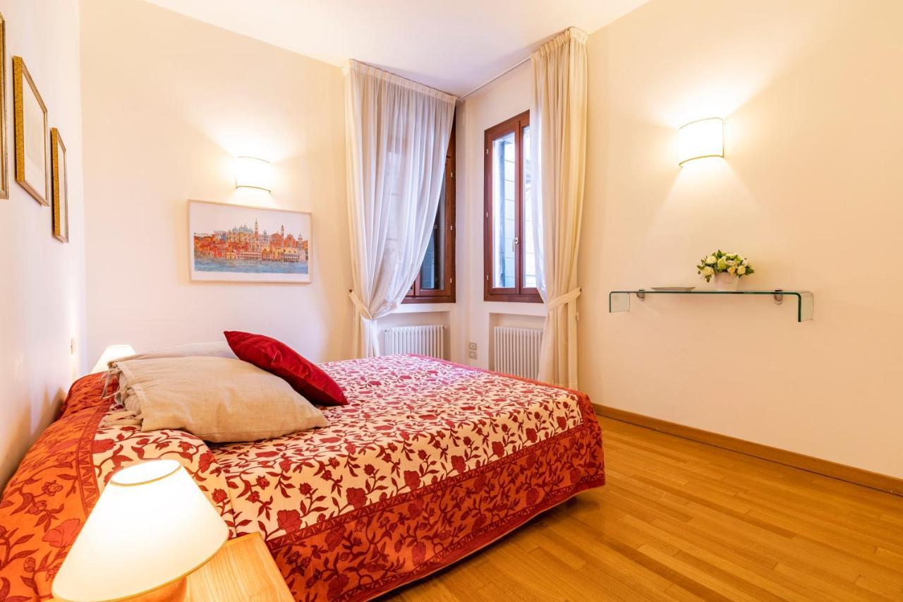 Ca Jole San Marco Apartment M02704210223 Veneţia Exterior foto
